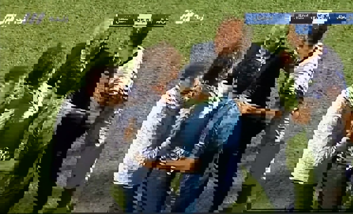 1749276