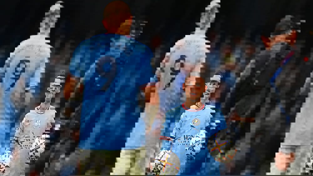 1749732