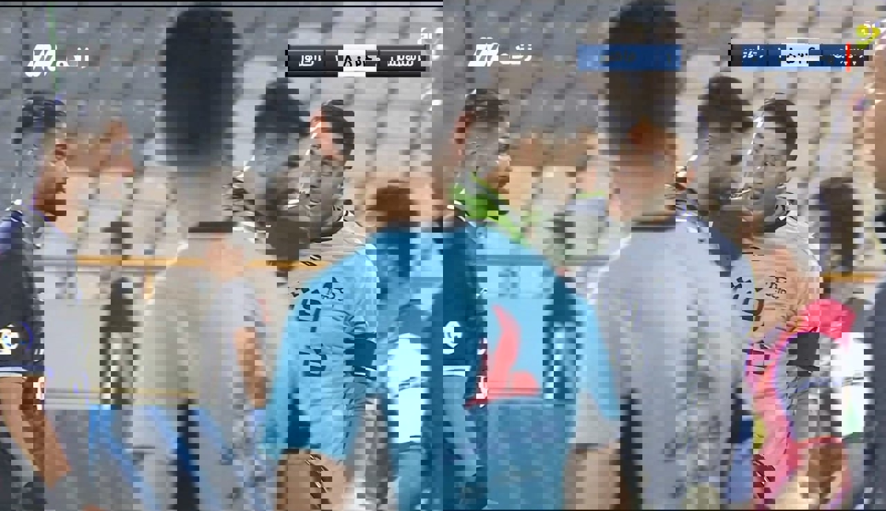 1749677