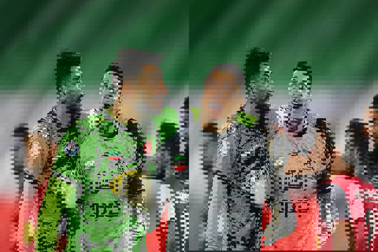 1749694