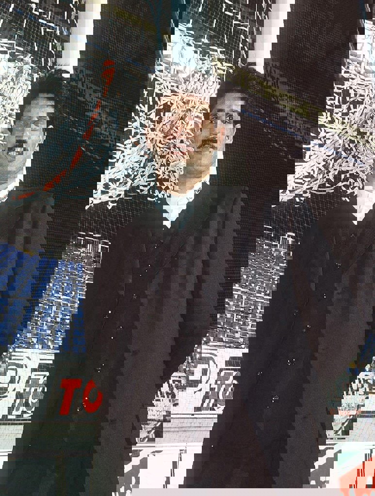 1749905