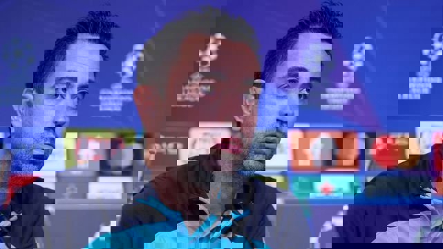 1749985