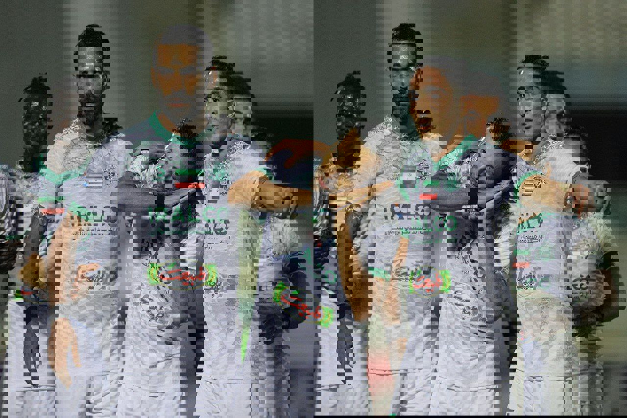 1749971