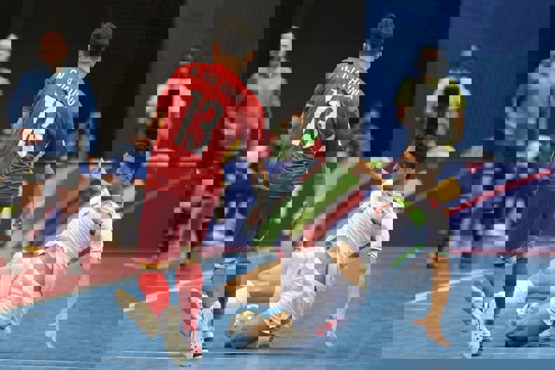 1750100