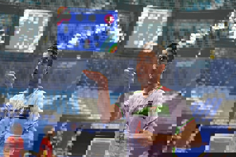 1750099