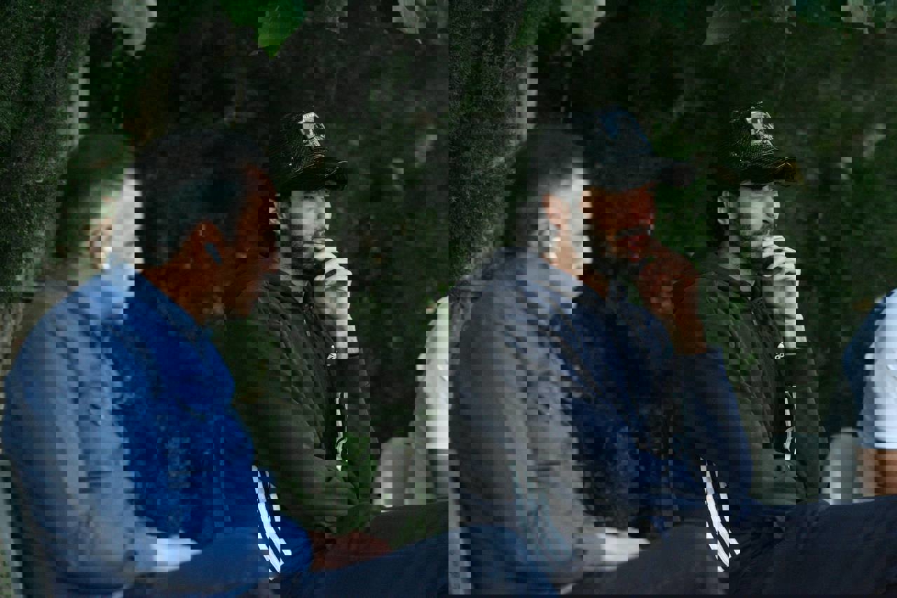 1750237