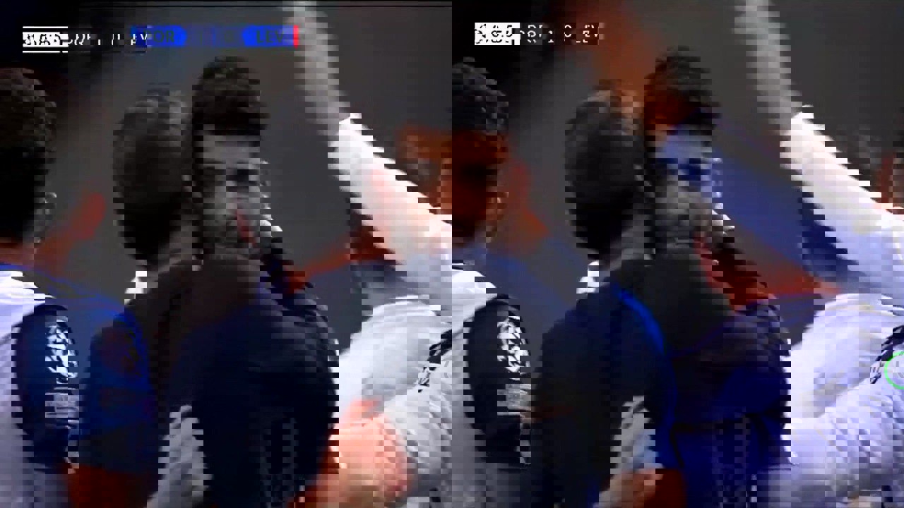 1750386