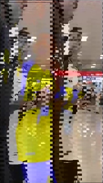 1750502