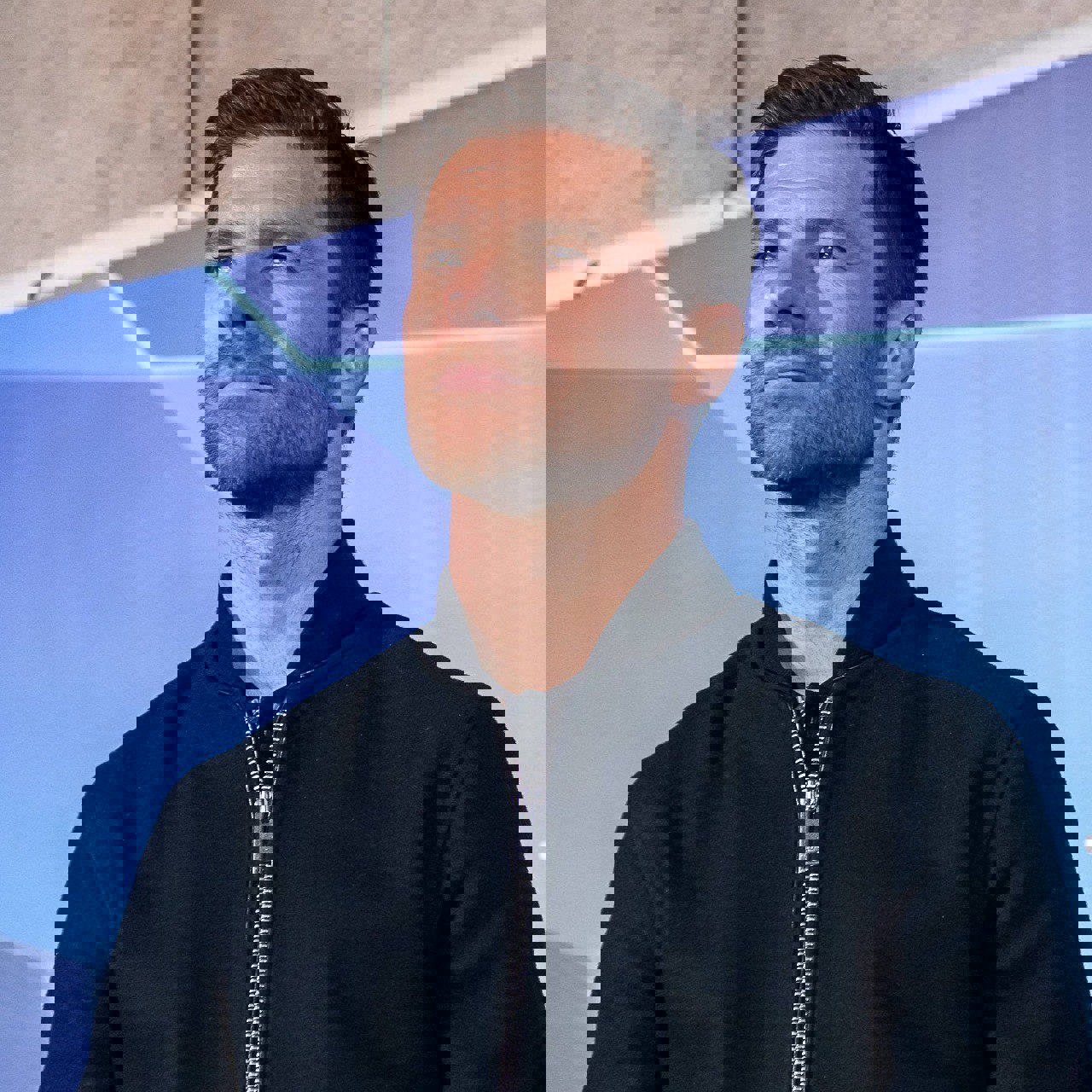 1750571