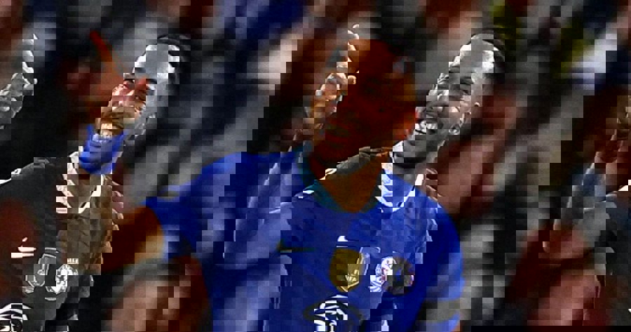 1750618