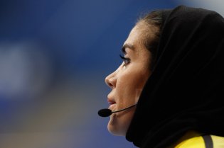 مانع بزرگ قضاوت داور زن ایرانی در فینال آسیا