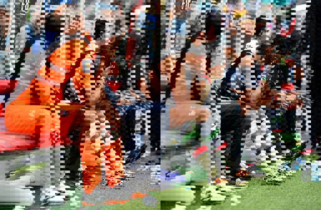 1750694