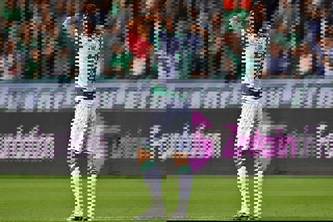 1750858
