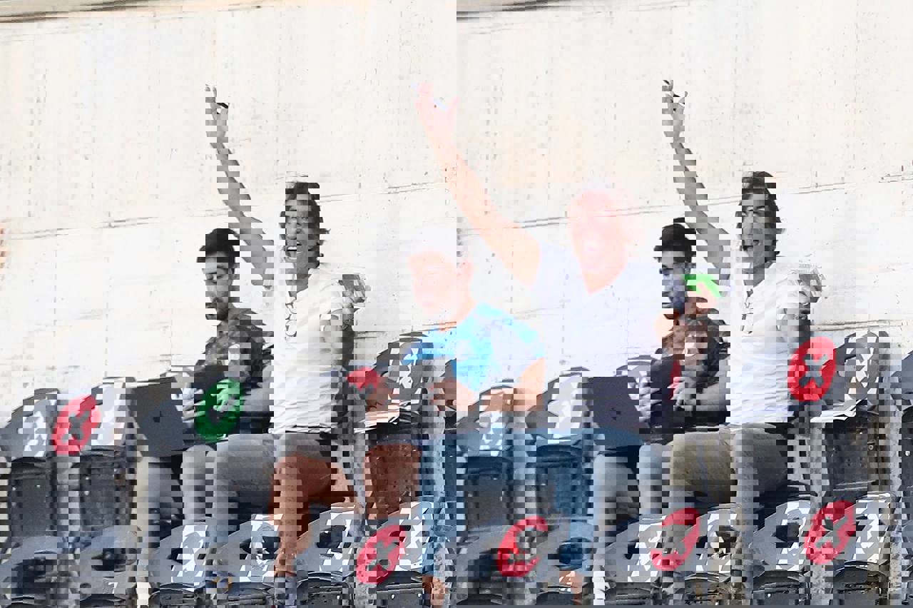 1751137