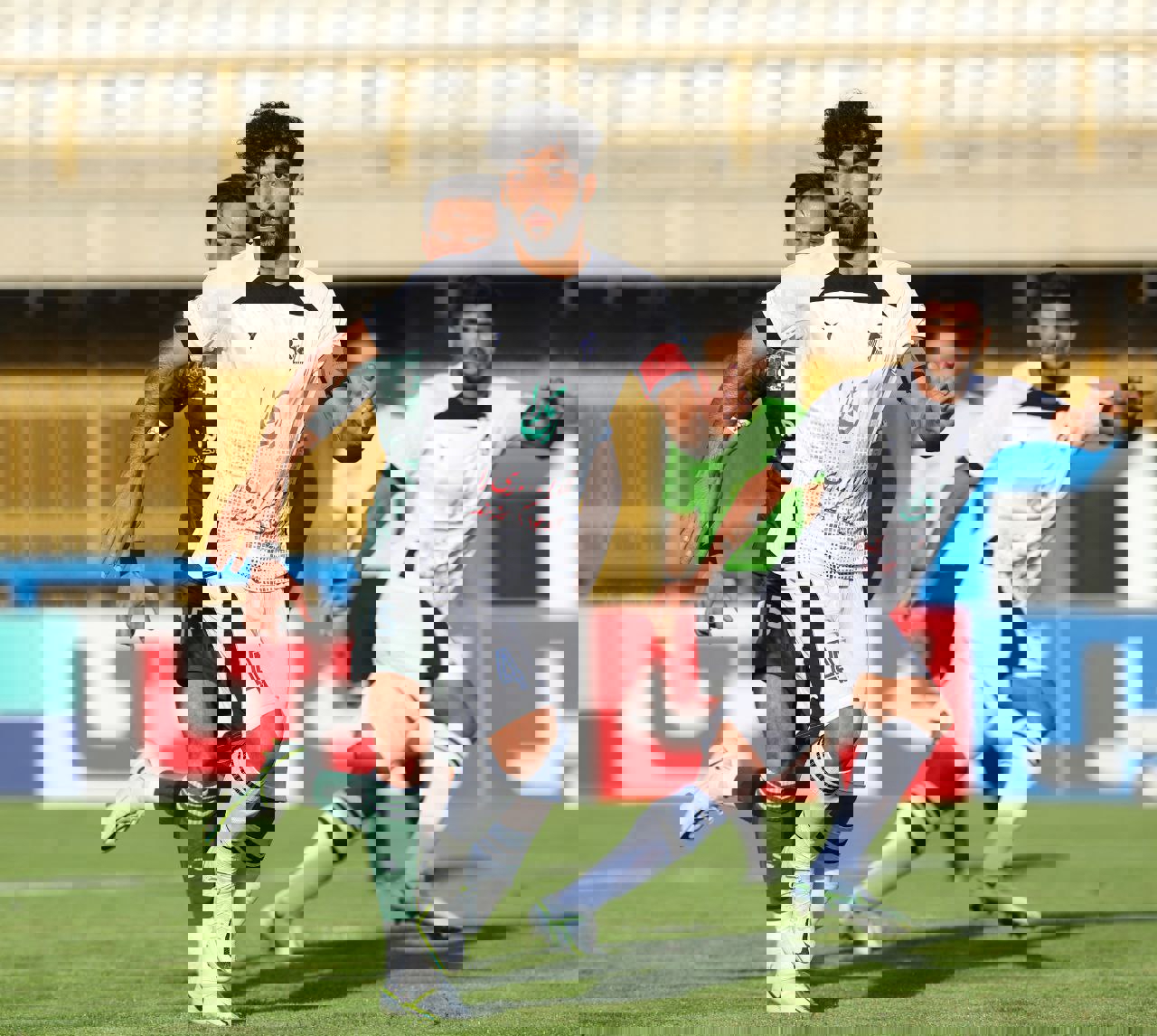 1751273