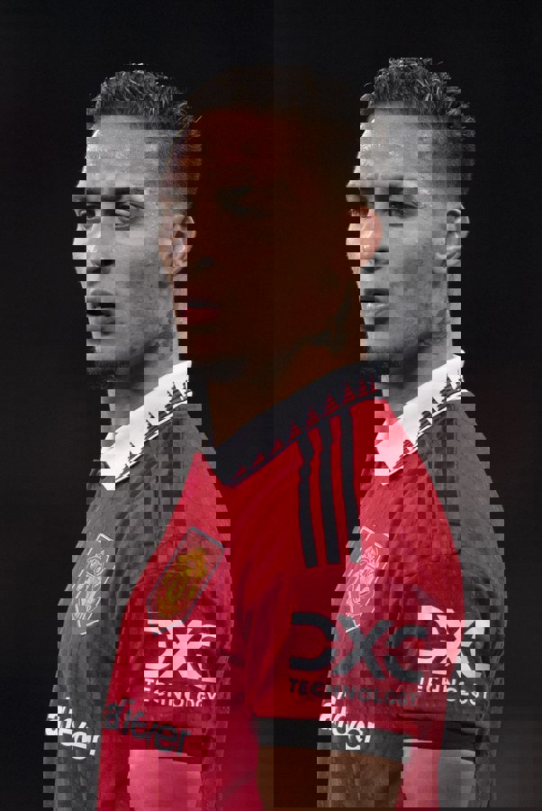 1751803