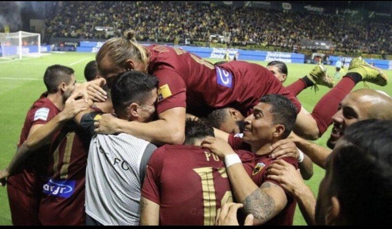 برد دوباره آ. ا. ک آتن با یک بازیکن ایرانی