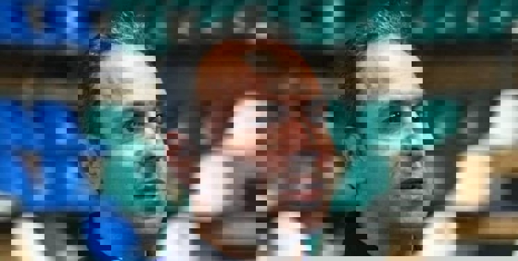 1752143