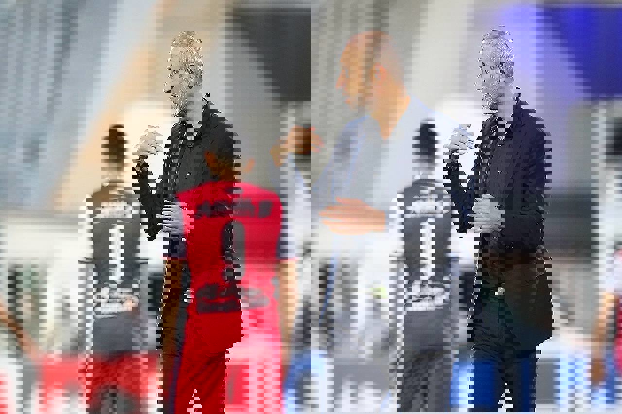 1752986