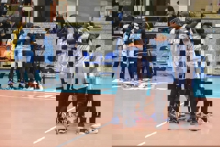 لیگ برتر والیبال زنان؛/ شروع بدون حرف حدیث پیکان و ذوب آهن