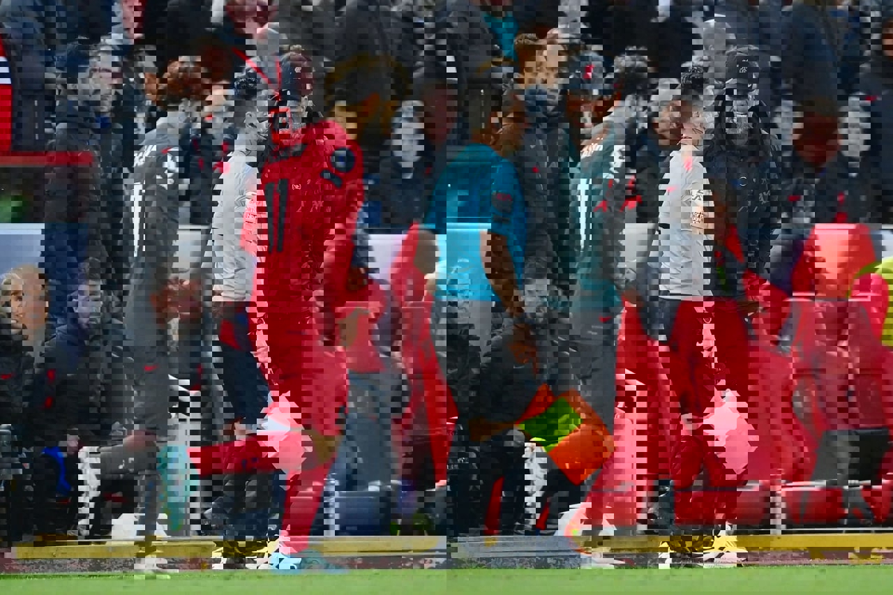 1753922