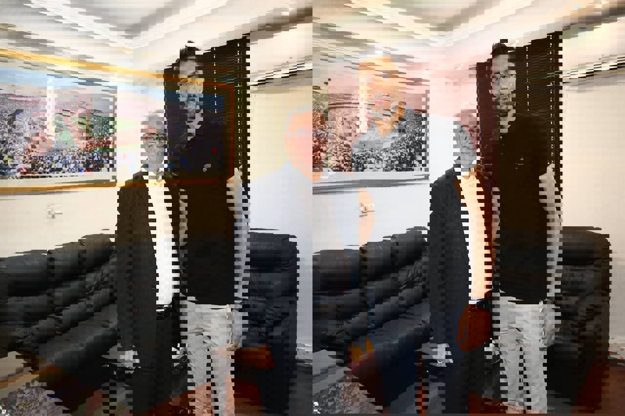 1754332