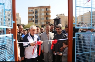 سجادی با گرمکن کمیته ملی المپیک در مراسم / وزیر ورزش این لباس را از تن خارج نمی‌کند! (عکس)