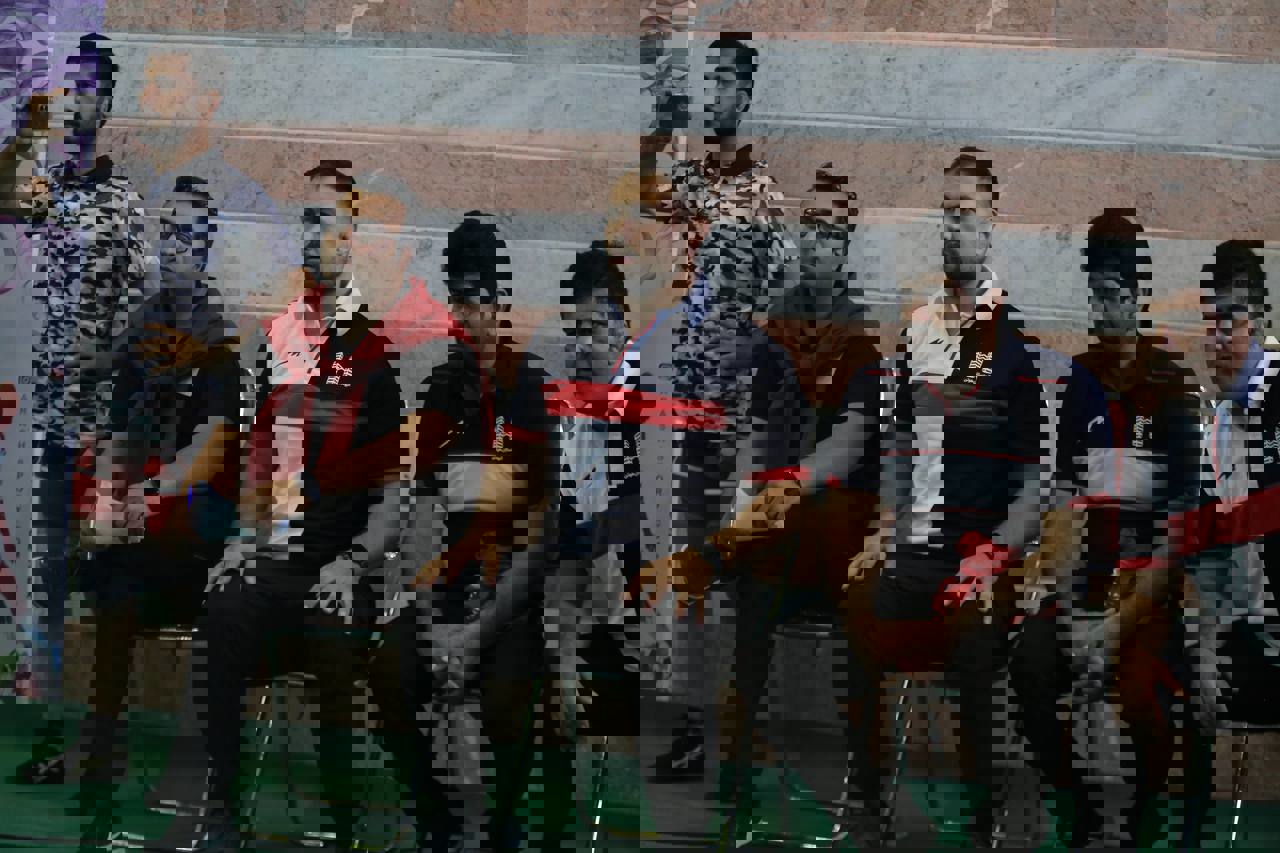 1754933