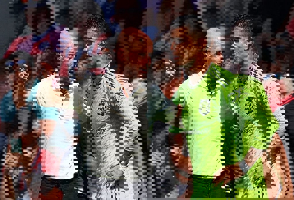 1755198