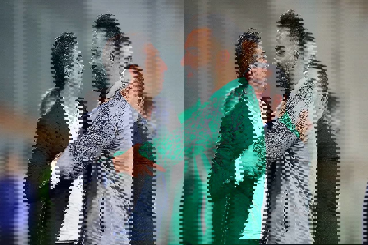 1755402