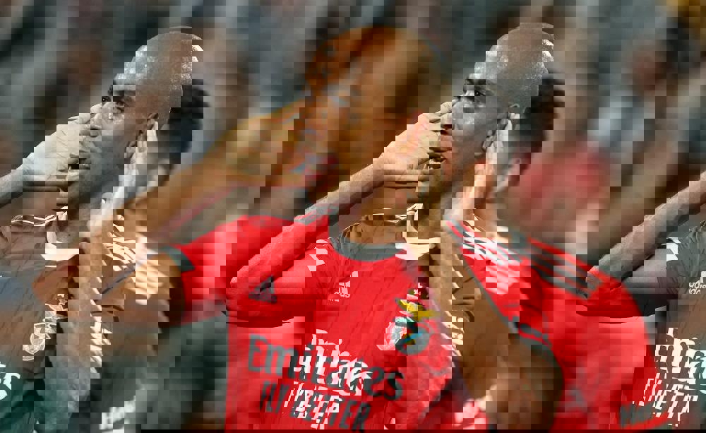 1756676