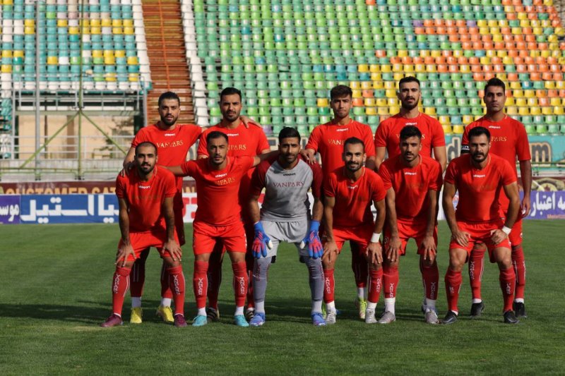 لیگ یک/ مهاجم اسبق پرسپولیس خودش را نمی‌بخشد!