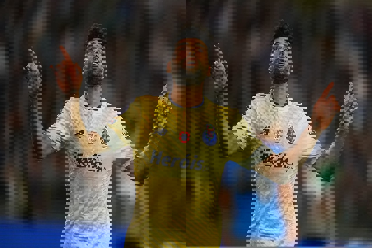 1756818