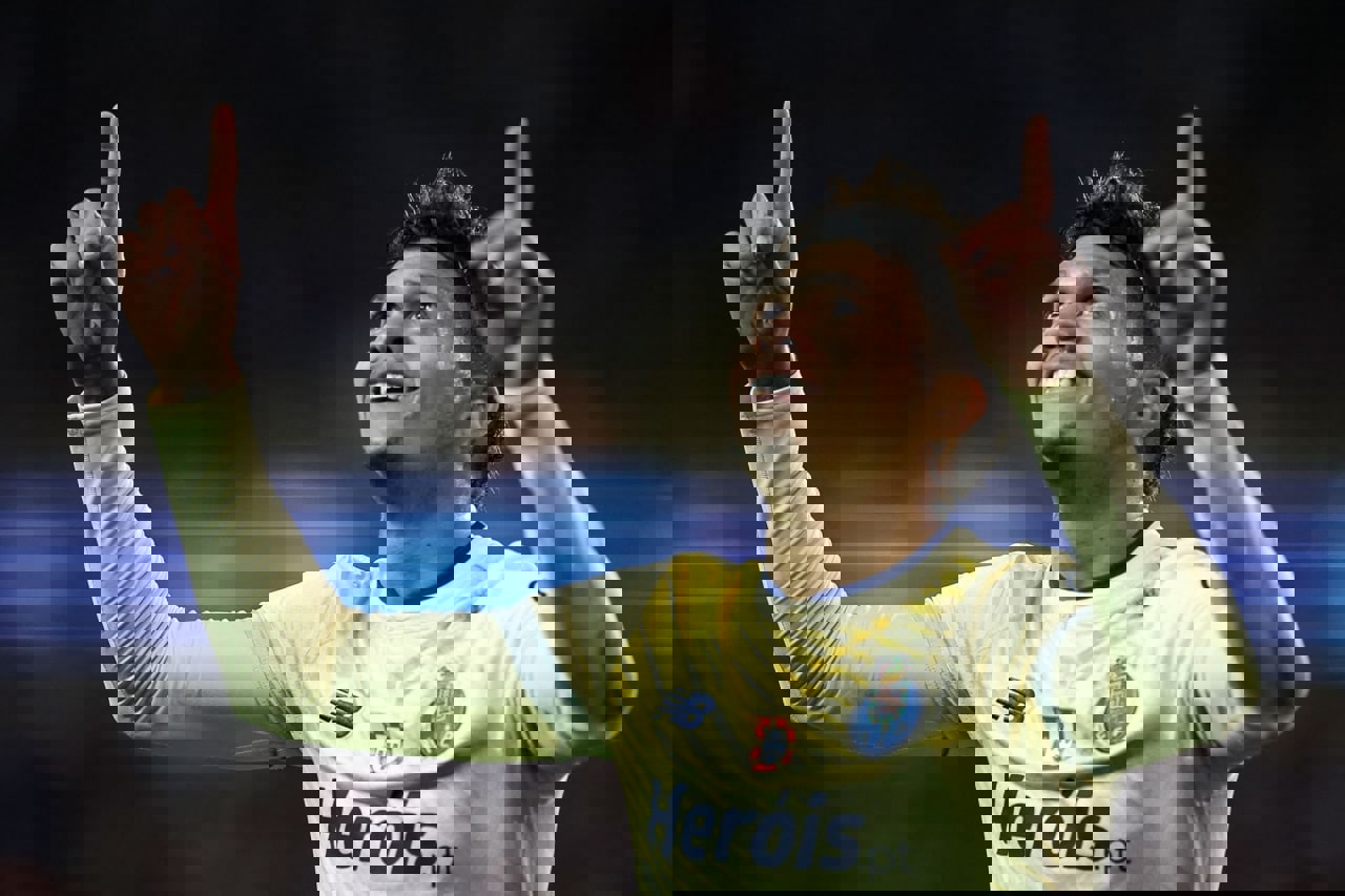1756832