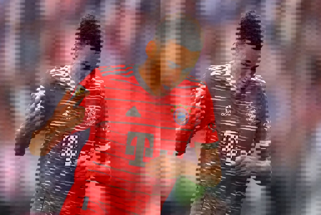 1757738