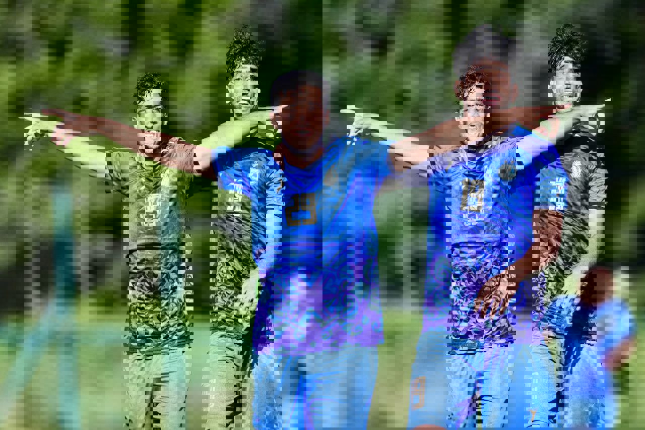 1757773