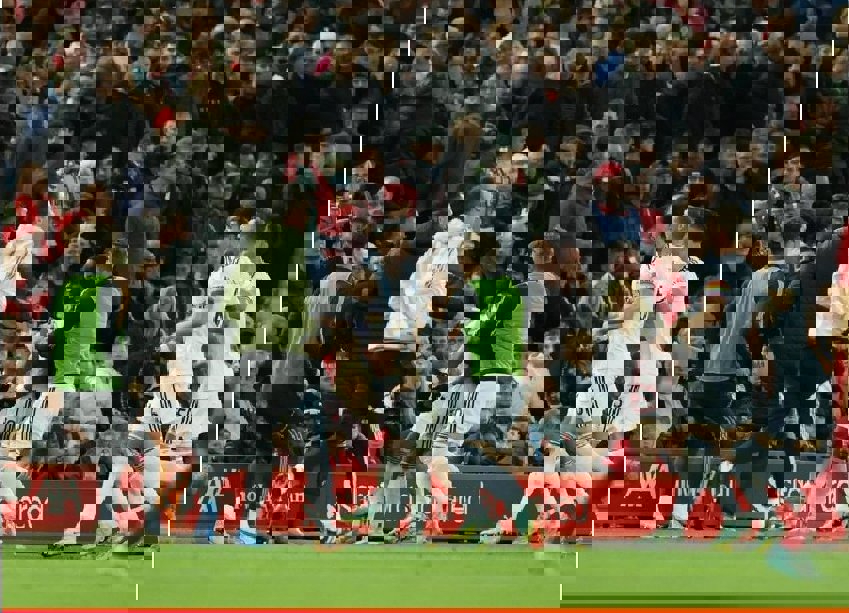 1757894