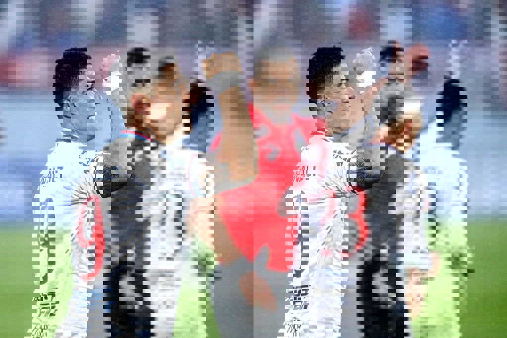 1758306