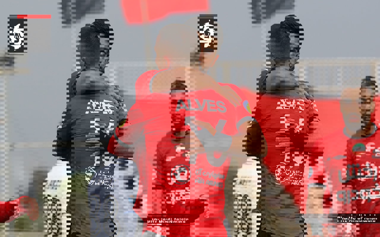 1758738