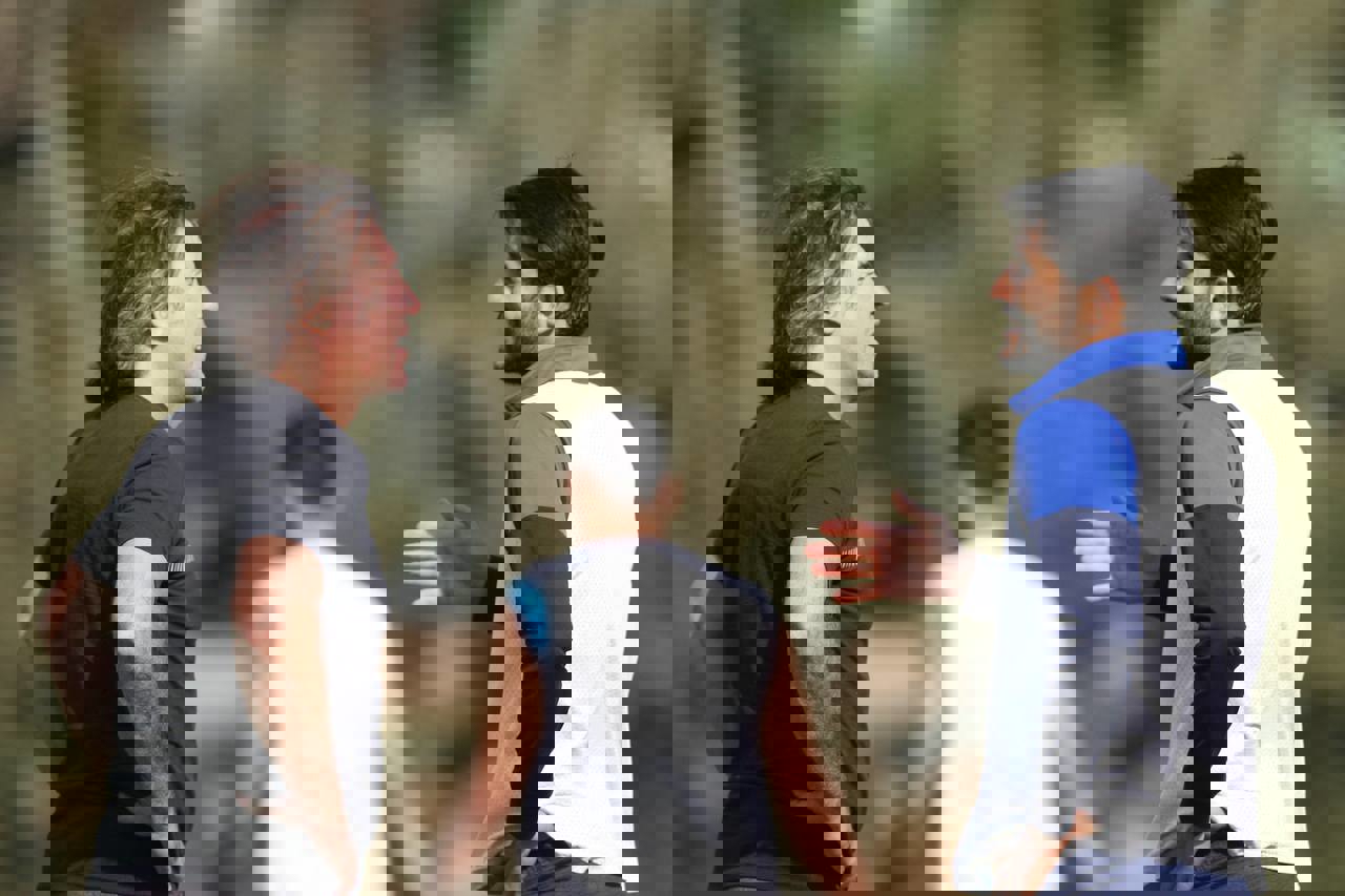1758905