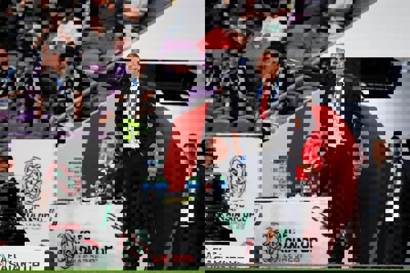 1759233