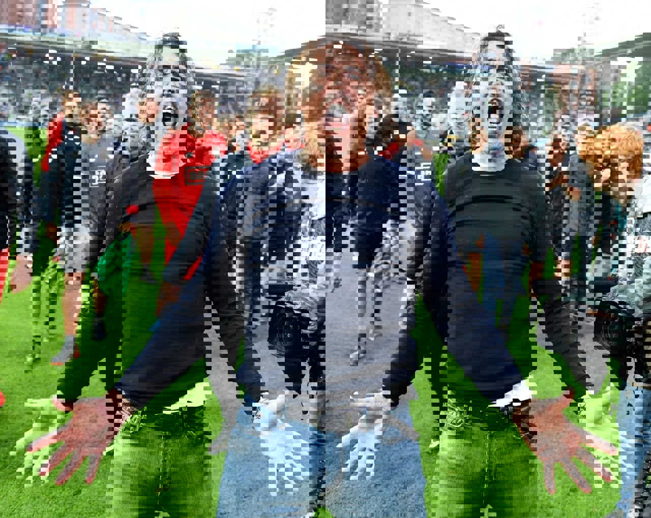 1759347