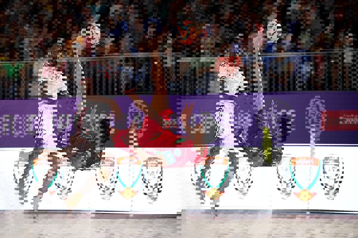 1760137