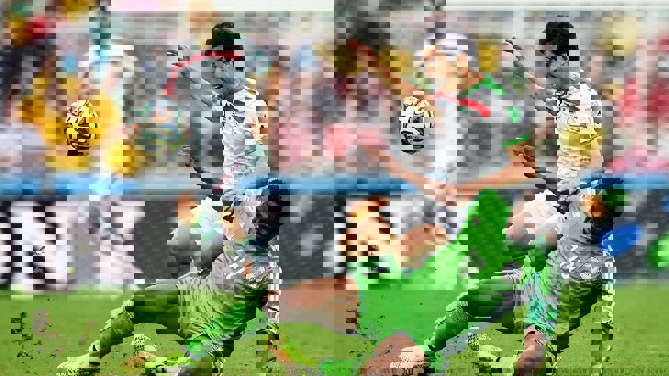 1760608