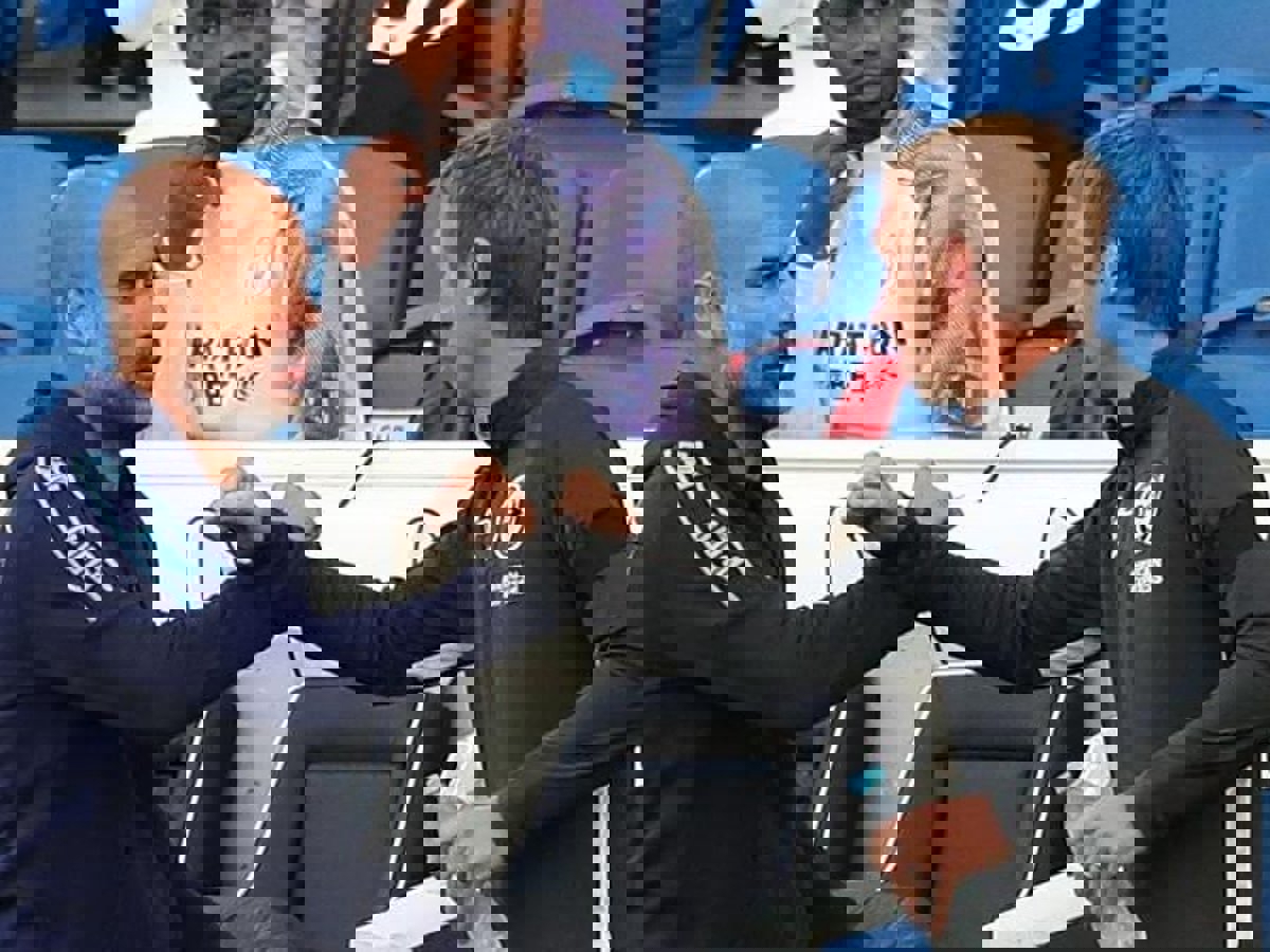 1761041