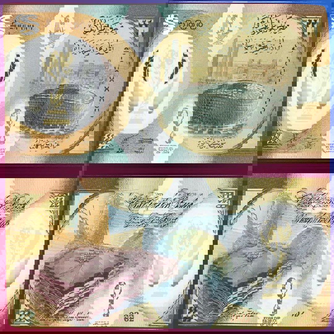 1761243