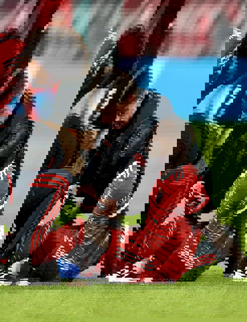 1761061