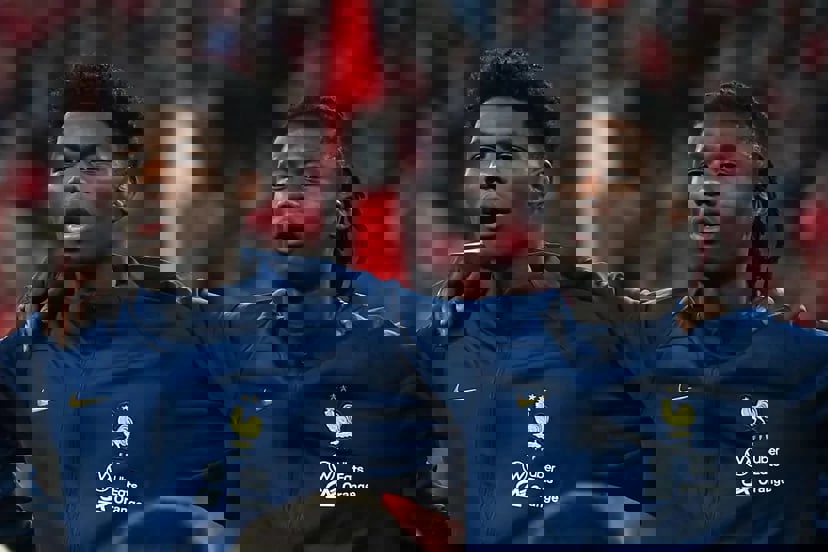 1761580