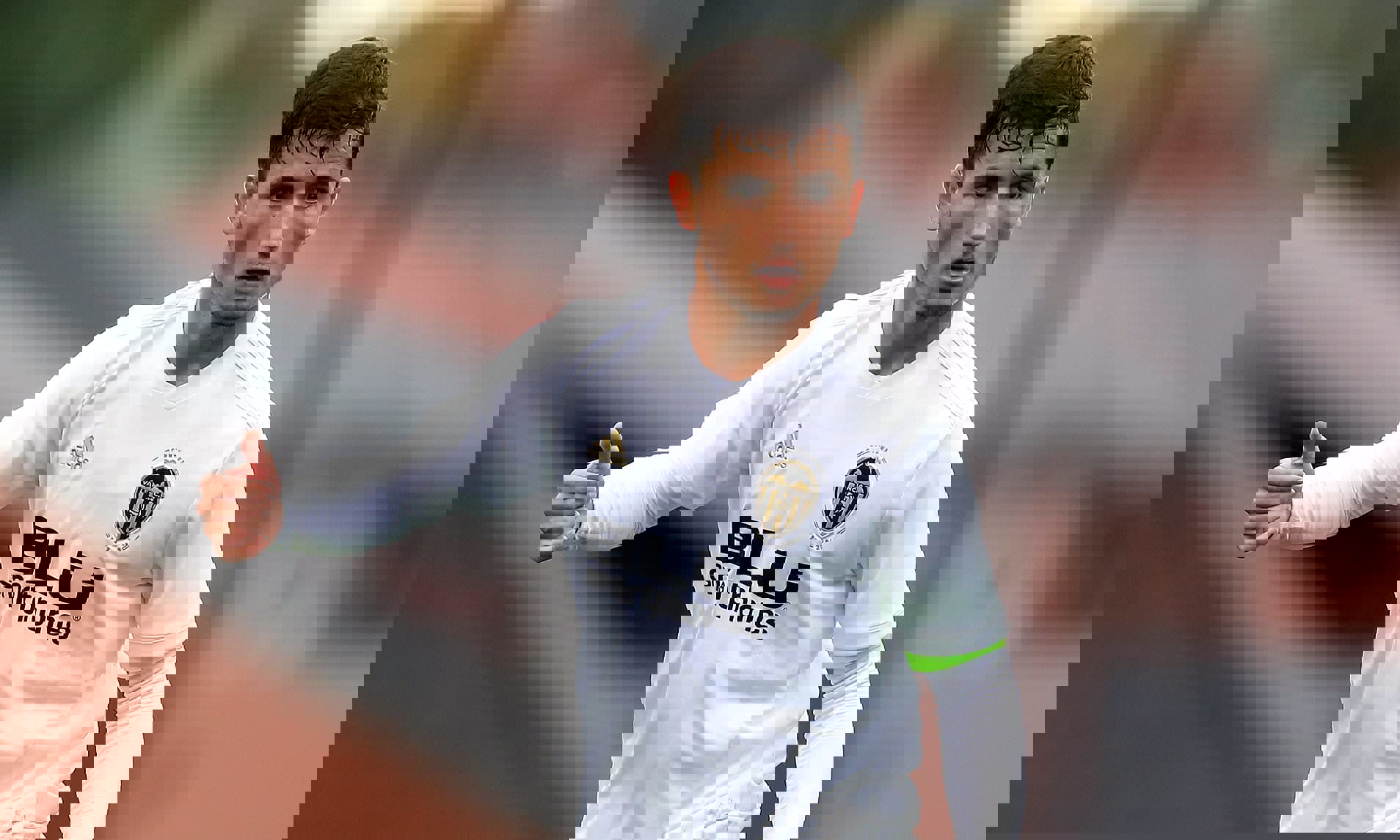 1761937