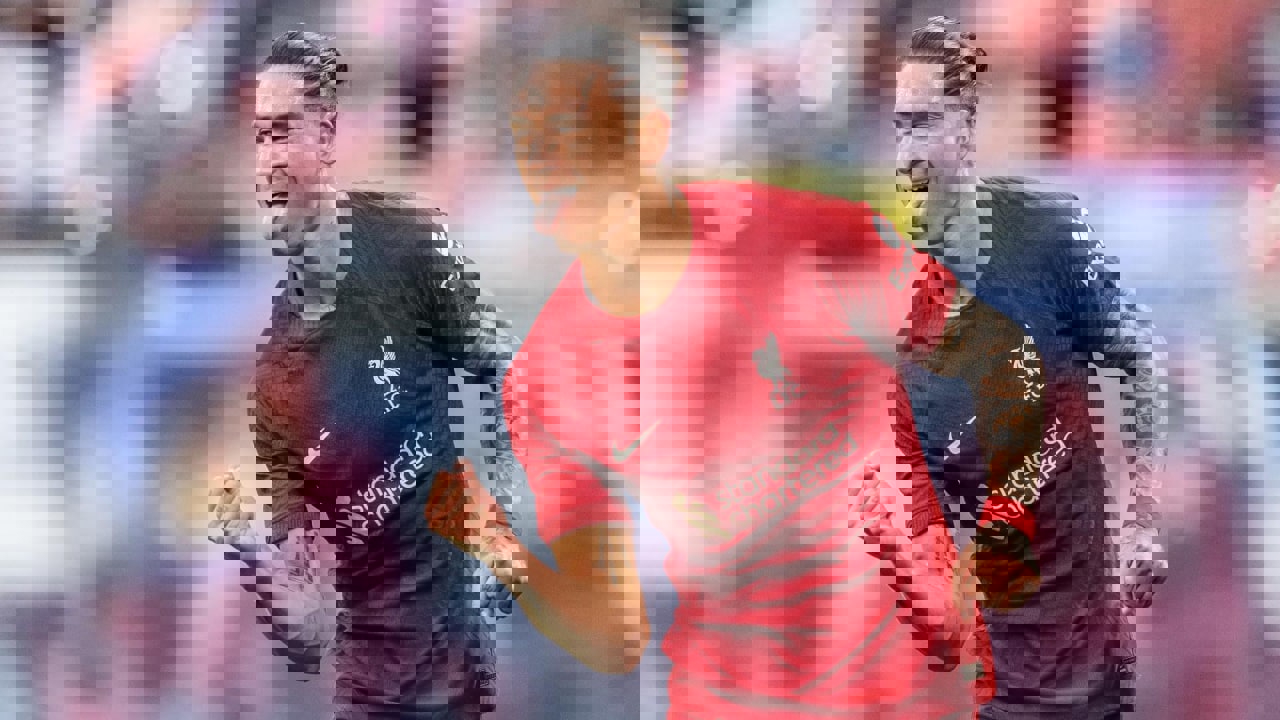 1762368